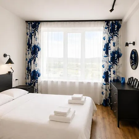 شقة Park 1br W/free Parking & Heated Pool فارنا