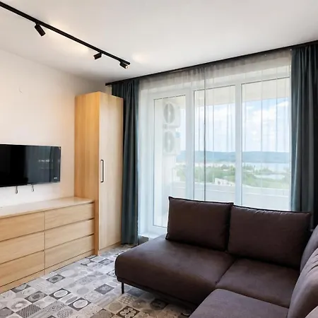 Apartamento Park 1br W/free Parking & Heated Pool Varna